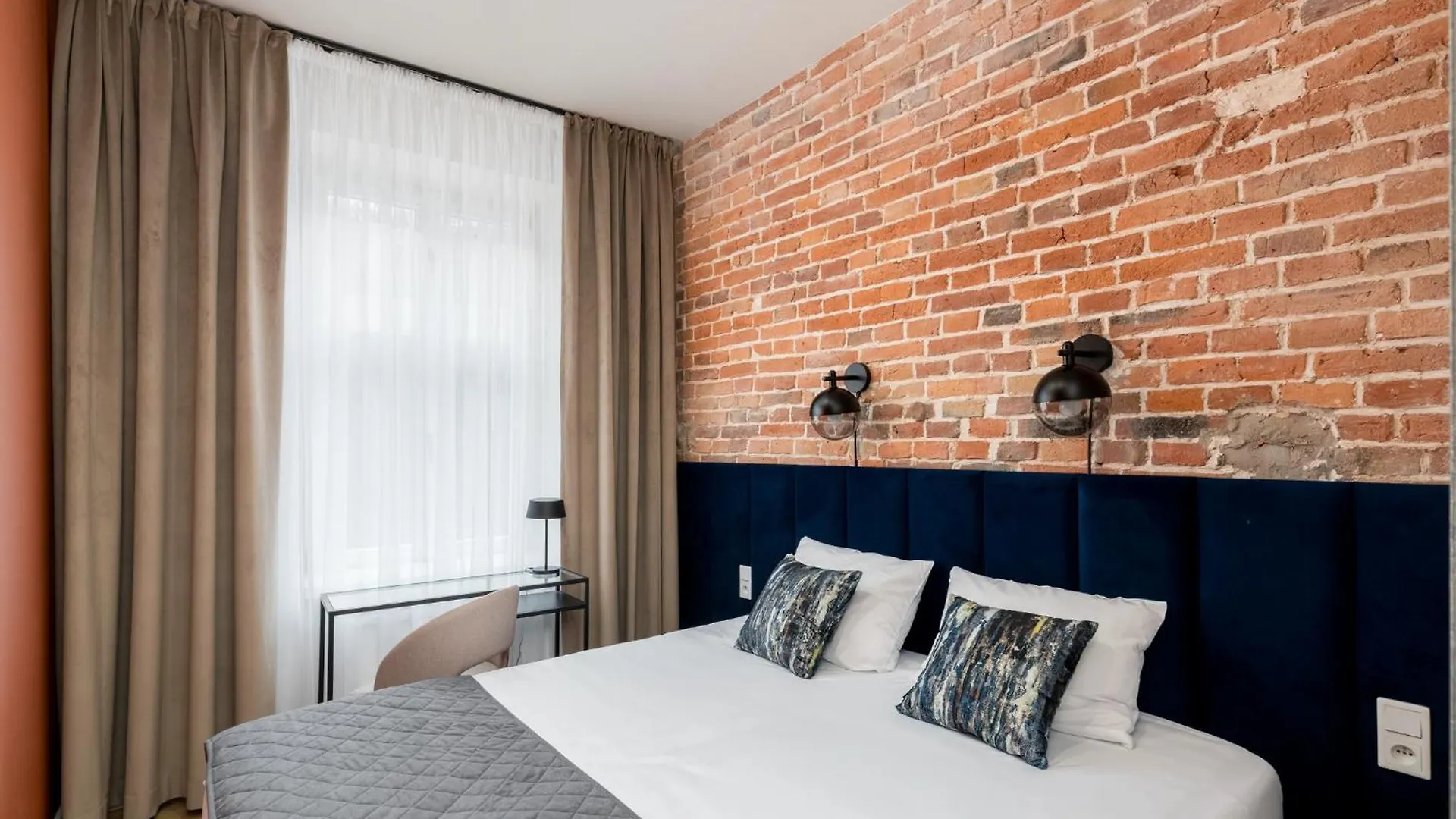 1898 Parkside Boutique Residence Krakau 2*,  Polen