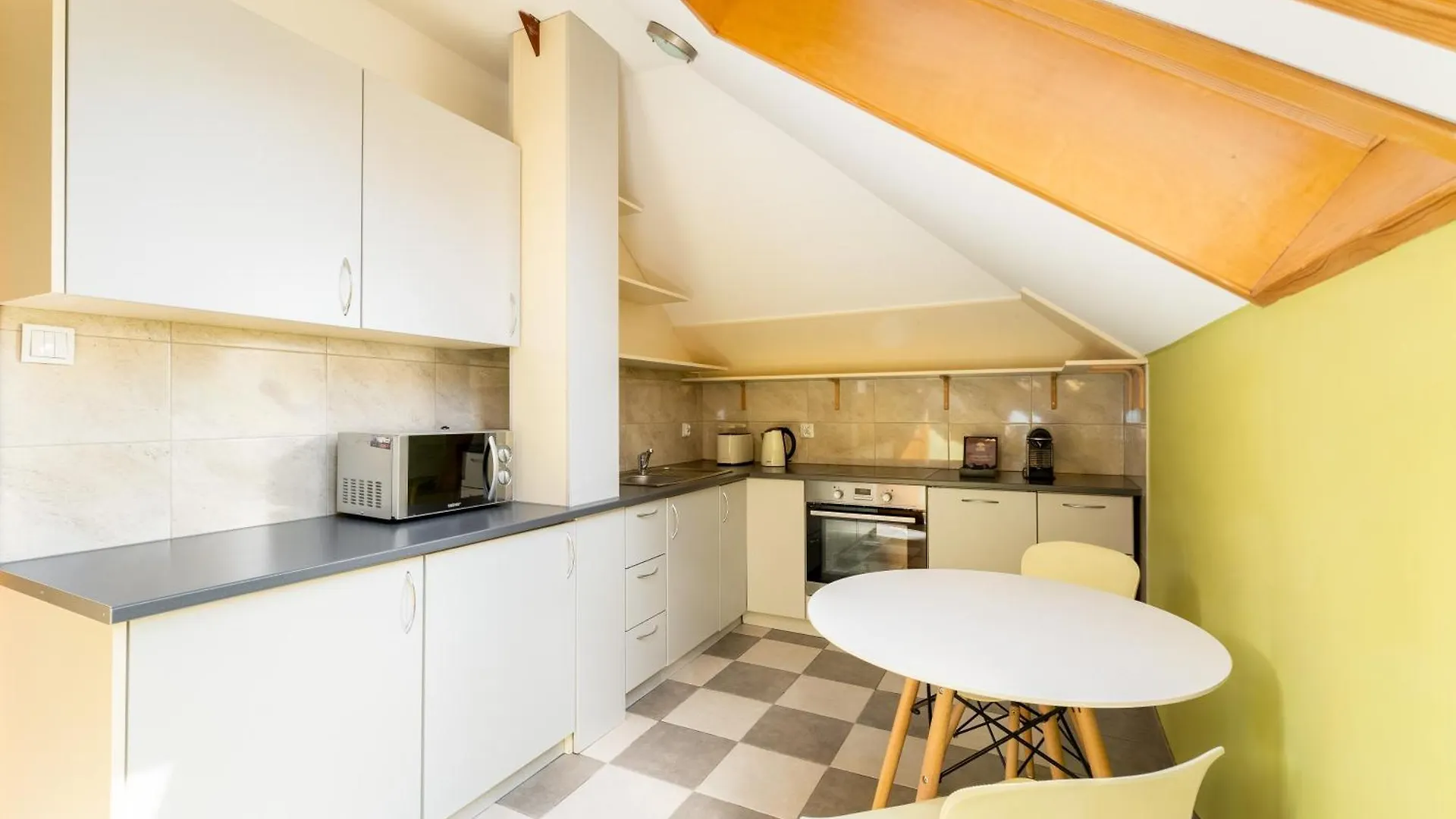 1898 Parkside Boutique Residence 크라쿠프 2*,  폴란드